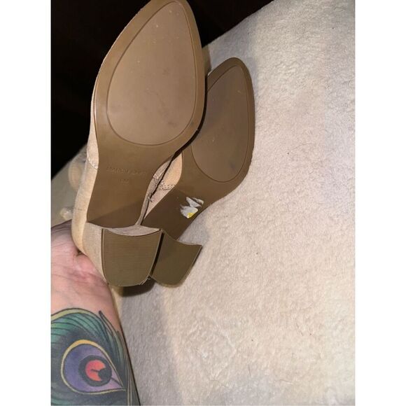 NWT Marc Fisher Balli booties size 6 - Picture 3 of 6